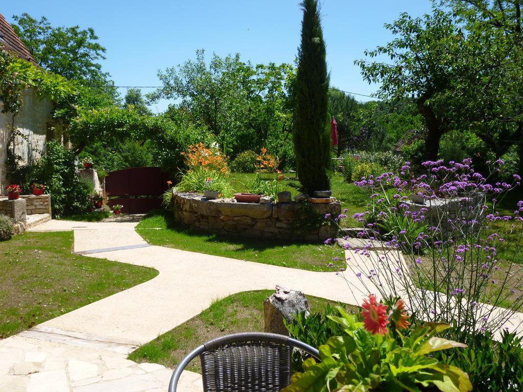 Au Mas De Gamet Bed & Breakfast Théminettes Екстериор снимка