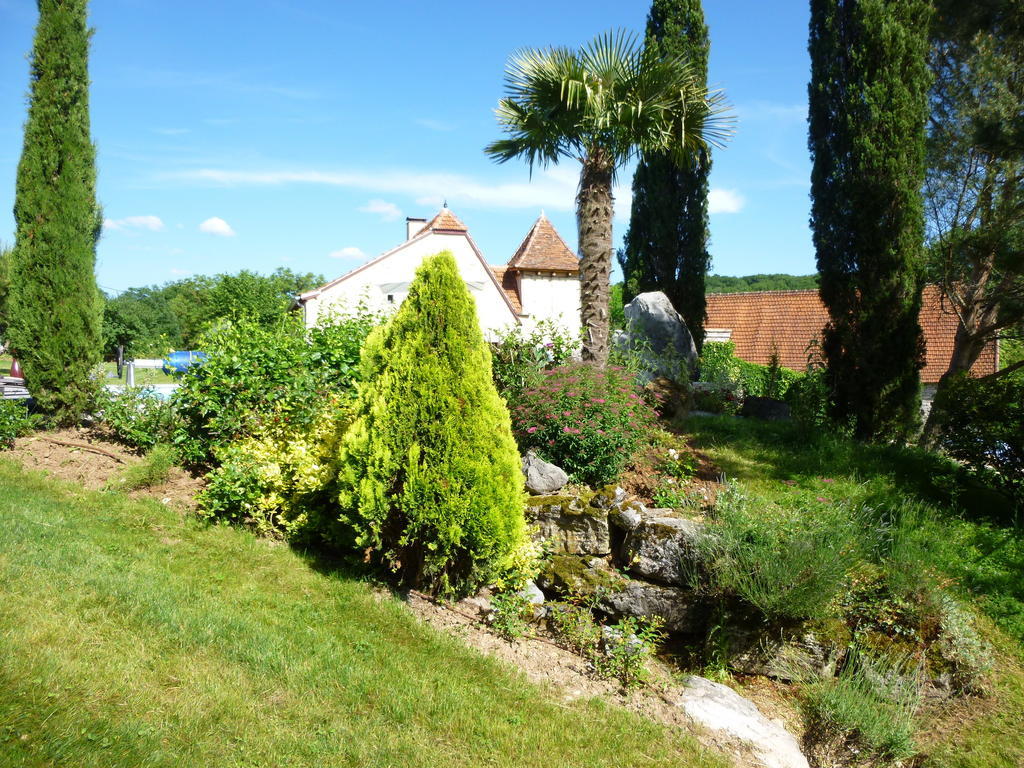 Au Mas De Gamet Bed & Breakfast Théminettes Екстериор снимка