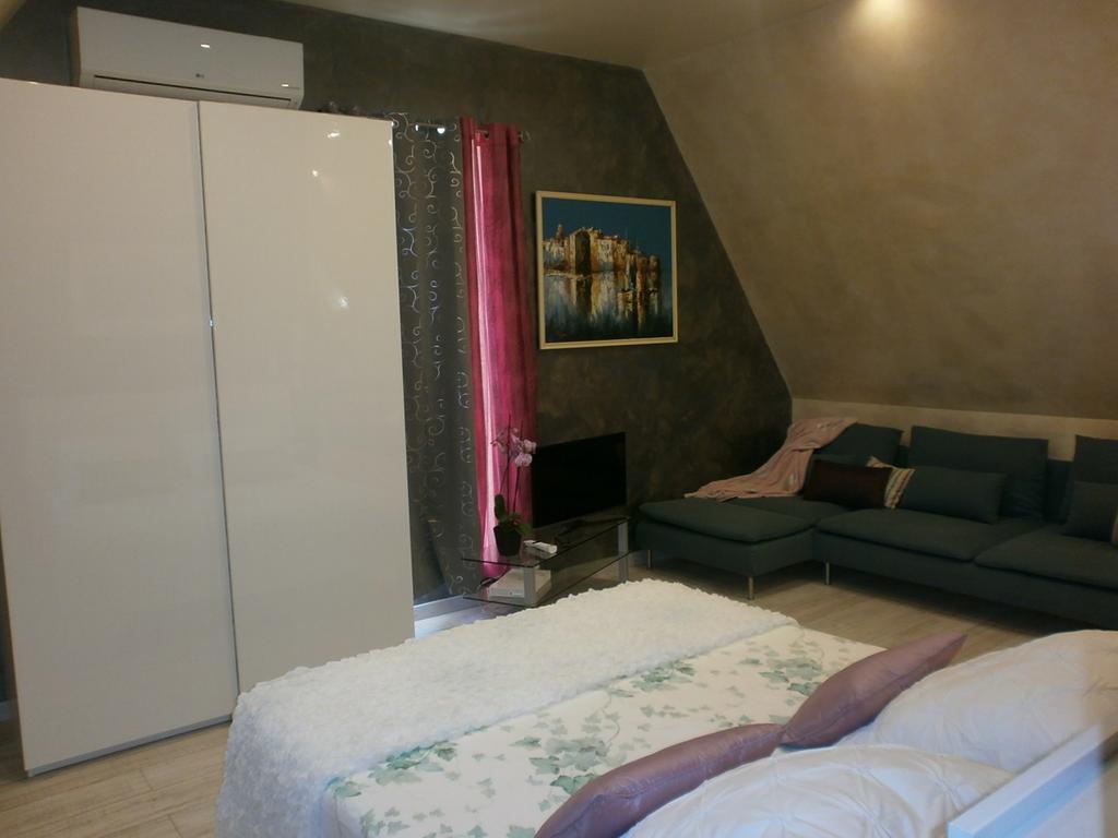 Au Mas De Gamet Bed & Breakfast Théminettes Екстериор снимка