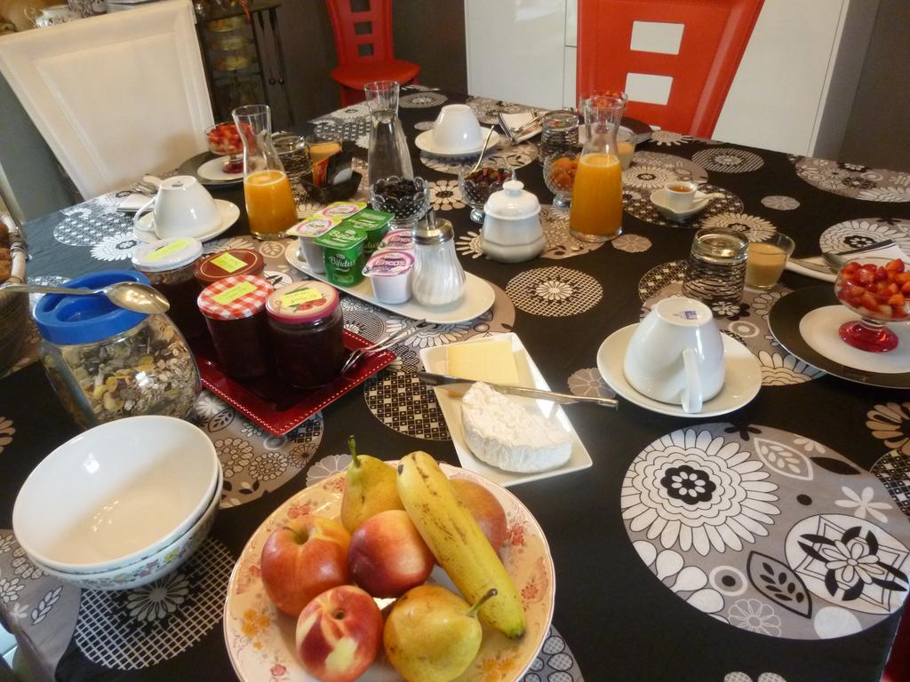 Au Mas De Gamet Bed & Breakfast Théminettes Екстериор снимка